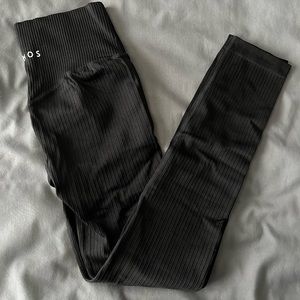 ETHOS ribbed leggings